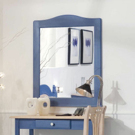 Specchiera in abete blu, dettaglio ambientazione Specchiera in abete blu, legno massello, dettaglio ambientato