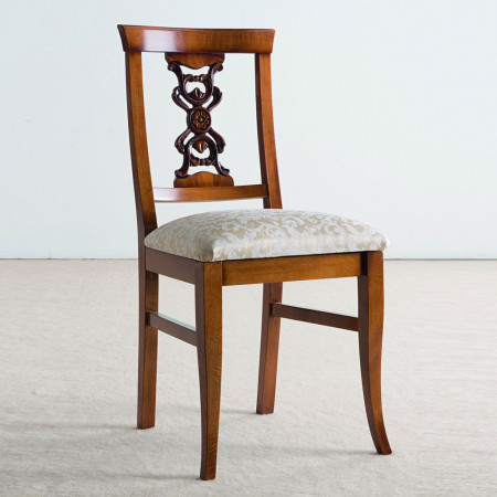 Schienale intagliato di sedia classica in legno