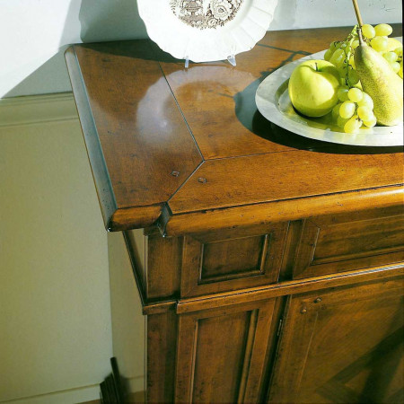 Credenza a 2 porte e 2 cassetti con piano in legno di toulipier