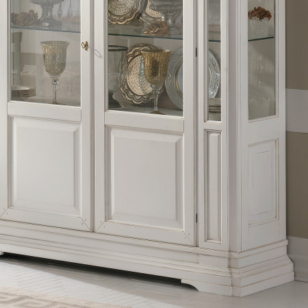 Vetrina 2 porte con bugne laccata in legno classico