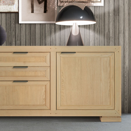 Credenza moderna 2 porte 2 cassetti dettaglio legno