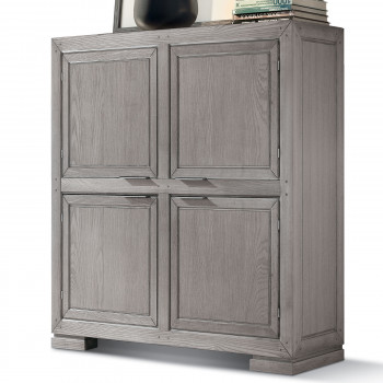 Madia moderna chiusa con ante in legno di frassino