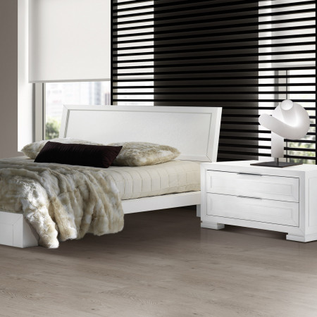 Letto 2 piazze in legno massello con testata sagomata