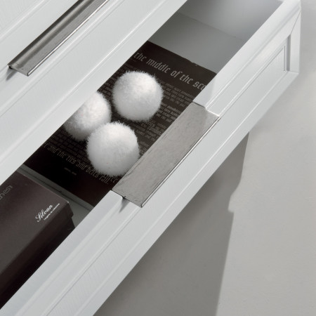Cassettiera sette cassetti in legno massello bianco