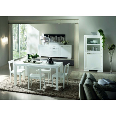 Credenza due ante due cassetti in ambiente moderno