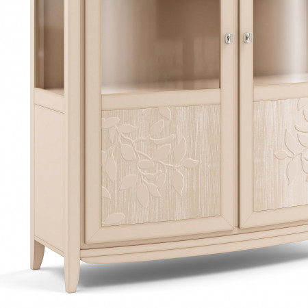 Vetrina due ante sagomata con decoro foglia in legno