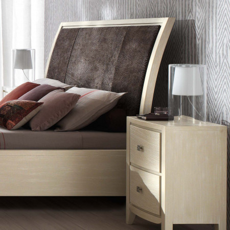 Letto king size con testata imbottita, dettaglio tessuto