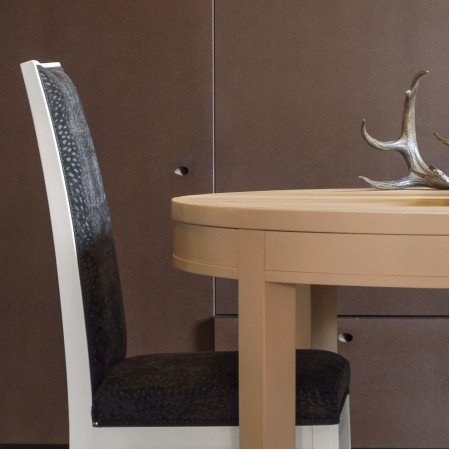 Tavolo rotondo allungabile, dettaglio piano legno