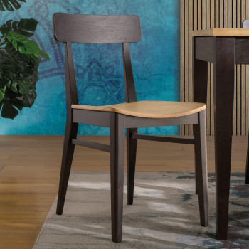 Sedia Kiko in frassino, dettaglio seduta e schienale