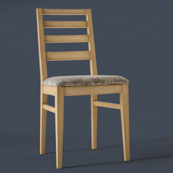 Sedia Ondina in frassino, dettaglio schienale a stecche