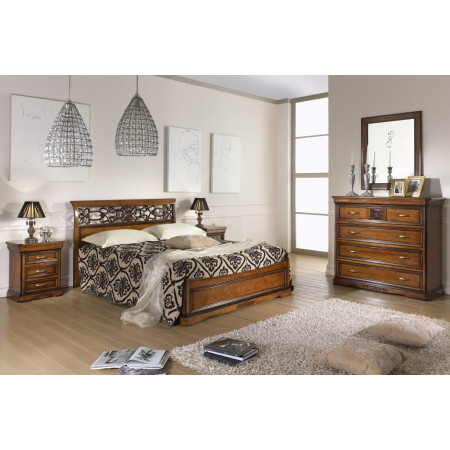 Specchiera rettangolare con cornice sagomata in legno