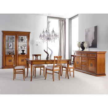 Sala da pranzo classica con argentiera in legno toulipier