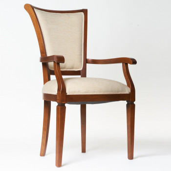 Capotavola Garda con seduta imbottita e schienale avvolgente