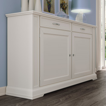 Credenza 2 porte classica con pannello liscio ambientata