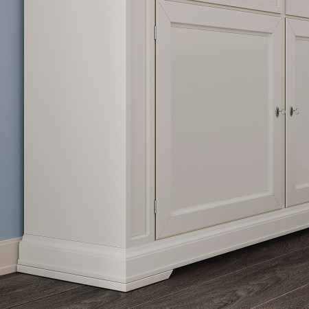 Credenza 2 porte con pannello liscio e dettagli sagomati