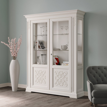 Sala classica in legno con tavolo rettangolare, dettaglio decorativo