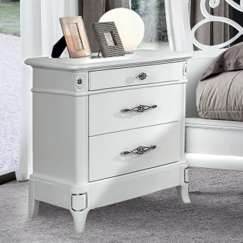 Comodino tre cassetti, dettaglio angolare