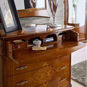 Comò intarsiato 3 cassetti e ribalta, dettaglio ribalta aperta