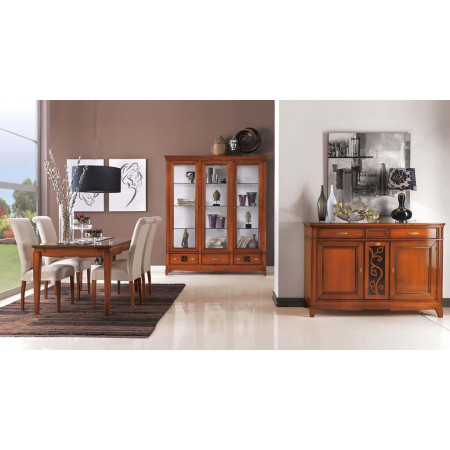 Credenza 3 ante battenti con piedini in legno intagliato