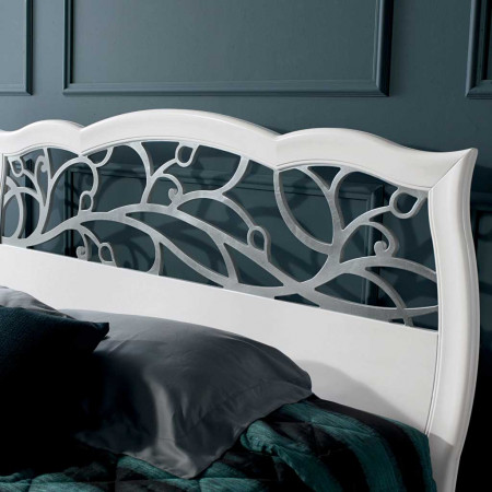 Letto floreale interno 198,5x162, testata traforata