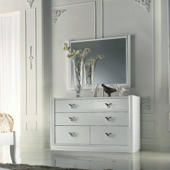 Comò con 4 cassetti stile classico contemporaneo, fianco dettagliato