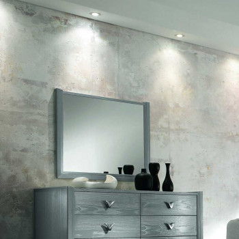 Specchiera rettangolare stile classico contemporaneo, dettaglio sulla cornice in legno frassino