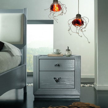 Comodino 2 cassetti stile classico contemporaneo, dettaglio fianchi riquadrati