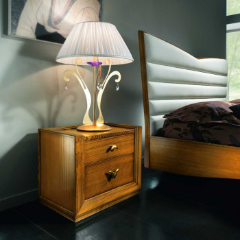 Comodino 2 cassetti stile classico contemporaneo con dettaglio lampada decorativa