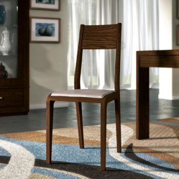 Sedia imbottita classica contemporanea, dettaglio gambe inclinate