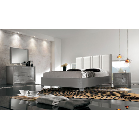 Comodino 2 cassetti, dettaglio decorazione floreale