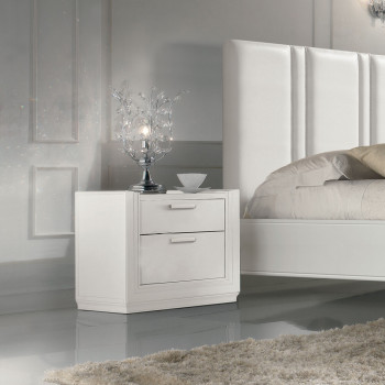 Comodino 2 cassetti in stile classico contemporaneo, dettaglio fianco riquadrato