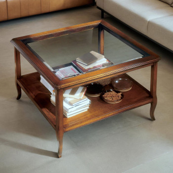 Tavolino con pianetto legno e vetro, dettaglio delle gambe sagomate