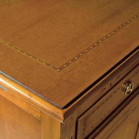 Dettaglio piano portatelefono filettato, legno tanganica