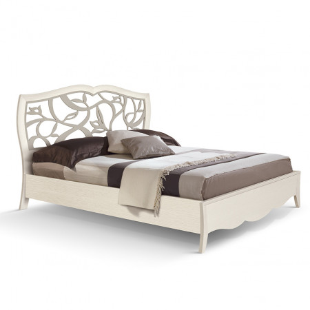 Letto king size in frassino testata traforata, dettaglio