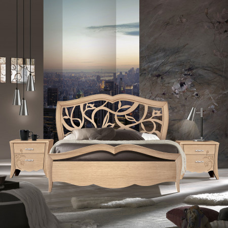 Letto king size in frassino con testata e pediera traforata