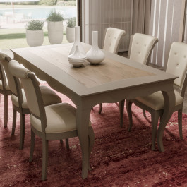 Credenza 4 porte con dettagli in legno di frassino