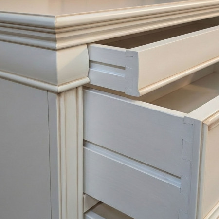 Camera matrimoniale Poesia in legno classica ed elegante