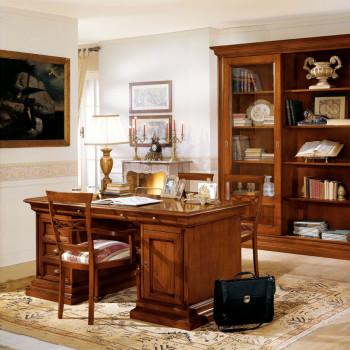 Scrivania in legno di toulipier con dettagli ecopelle