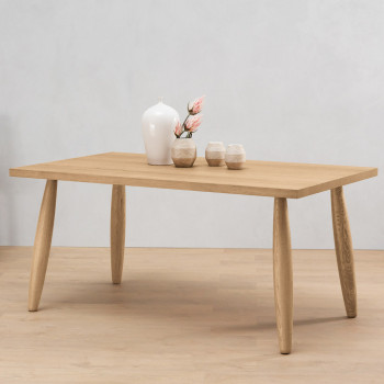 Tavolo rovere piano con bordo naturale e gambe tornite