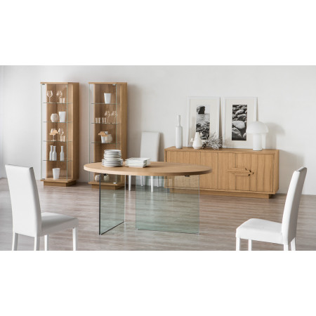 Credenza 4 porte in rovere con zoccolo e ripiani
