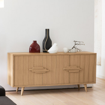 Credenza 4 ante in rovere con piedi a spillo, vista frontale