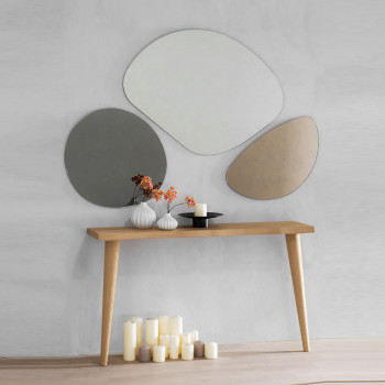 Consolle con gambe tornite a spillo, dettaglio rovere