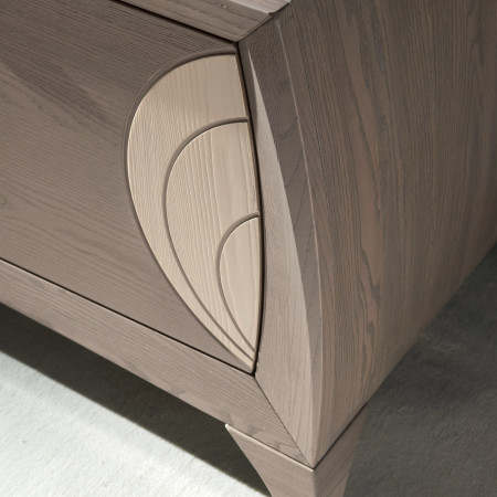 Dettaglio incisioni, Base 3 cassetti legno frassino
