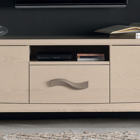 Base 3 cassetti con trafori, dettaglio maniglie