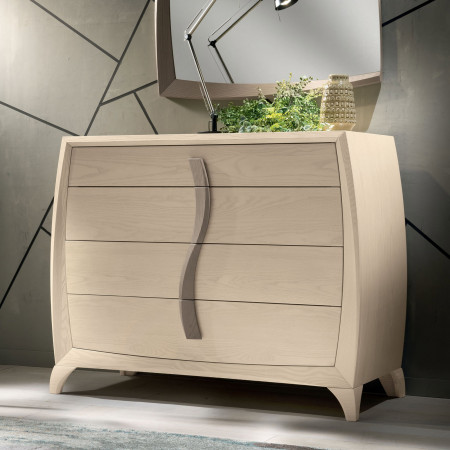 Camera da letto contemporanea in legno con testata traforata