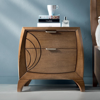 Comodino 2 cassetti con incisioni, dettagli del legno