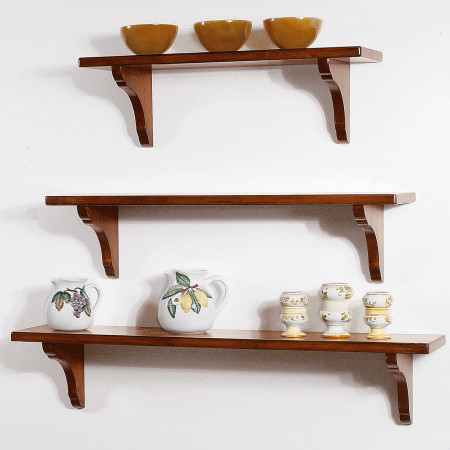 Mensola da 80 cm in legno massello con oggetti decorativi