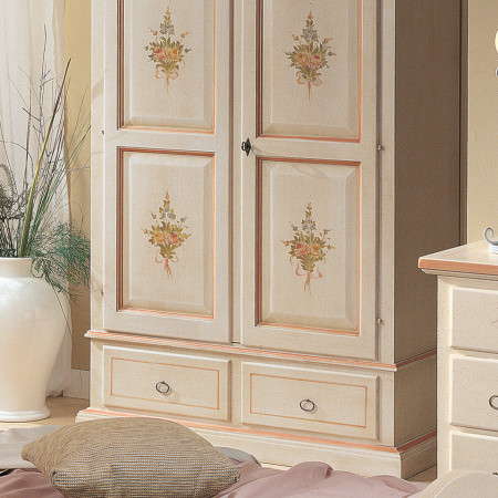 Armadio 2 ante laccato con decori floreali dettagliati