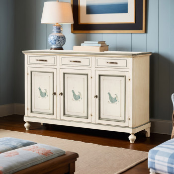 Credenza 3 porte e 3 cassetti con decorazione pavoncella sarda, dettaglio frontale