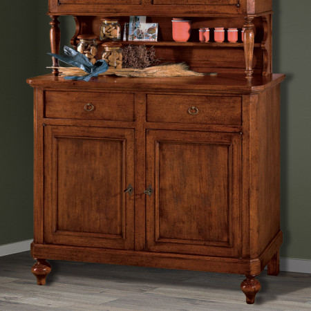 Credenza classica in legno massello dettaglio ante e cassetti